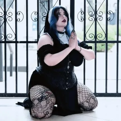 Raven Roth 🖤 livestream tonight!!!! 6/26