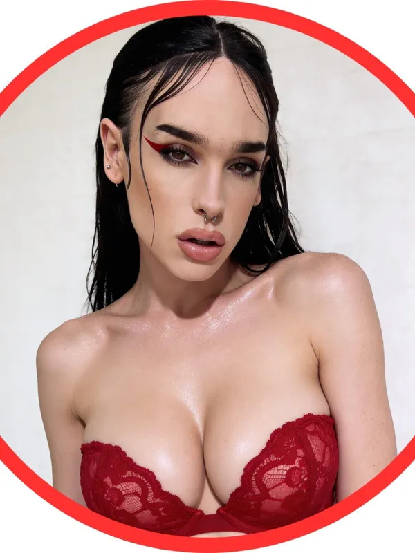 Victoria❤️‍🔥TS FireGirl 🔥(Text me in DM)