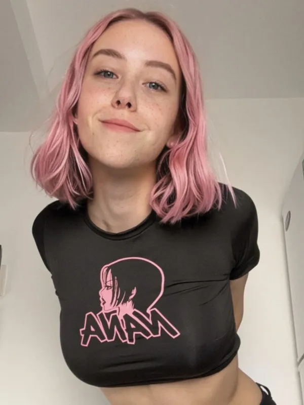 Pinky 🏳️⚧️🩷 | 19 yrs old tgirl