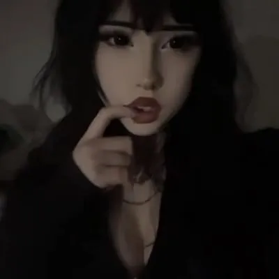 ๐ก๐๐ฆ๐ฐ๐ถ || prettiest goth ๐ค